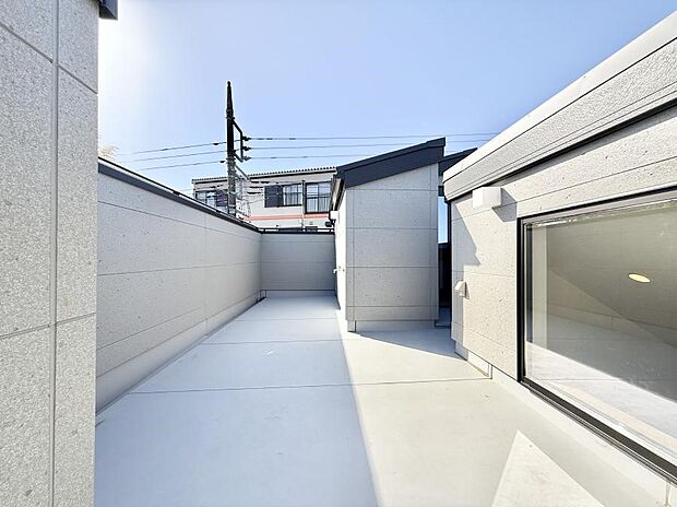 お子様の遊び場所に、ゆったりくつろぐスペースとしてなど使い道多彩