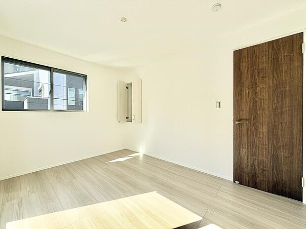 ■陽射しが差し込む暖かいお部屋