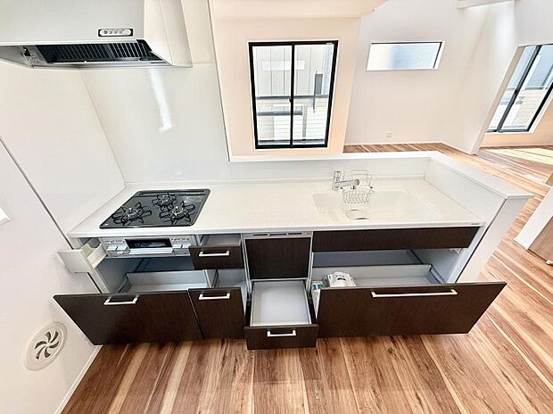 ■料理がもっと楽しくなる、快適なキッチン空間