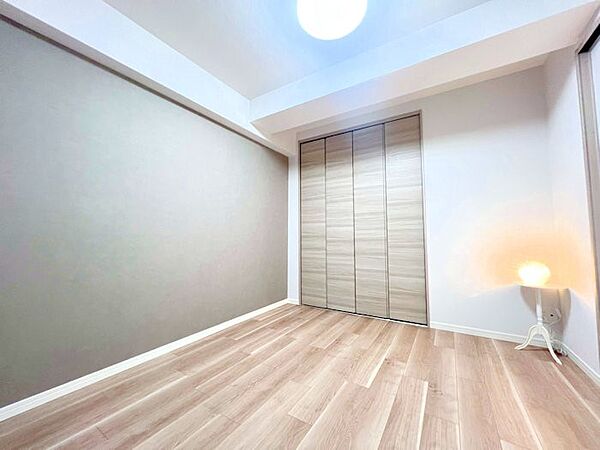 ■落ち着いた色合いのお部屋で穏やかな時間を楽しめます