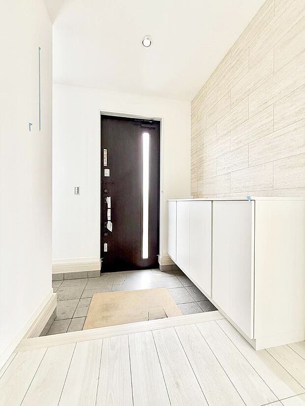 ■ ここから始まる一日、すっきり整った玄関