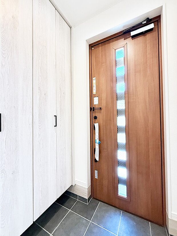 ■収納力の高いシューズボックス付! 玄関がキレイに片付きます!