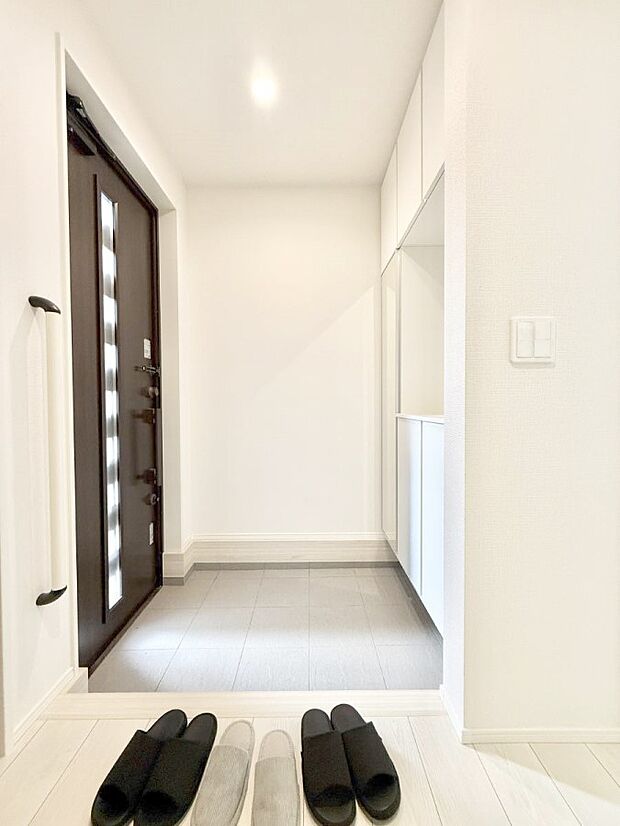 ■ シンプルで美しく、快適な暮らしの入り口