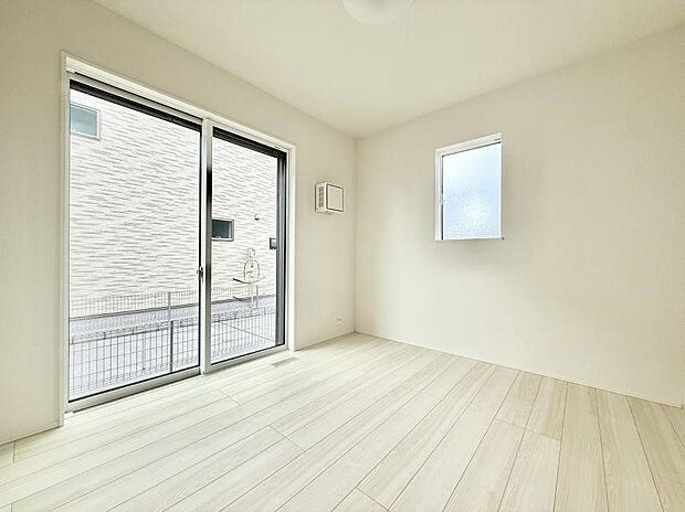 ■窓の配置や通気性の良い設計で部屋の空気がこもらず、常に新鮮な空気が流れます