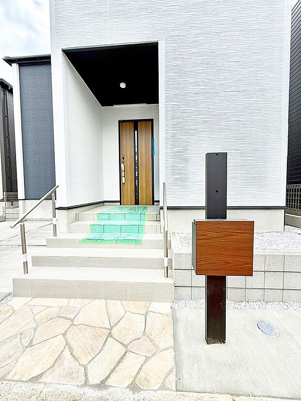1号棟 ■ 帰るたびにホッとする、安心感のある佇まい