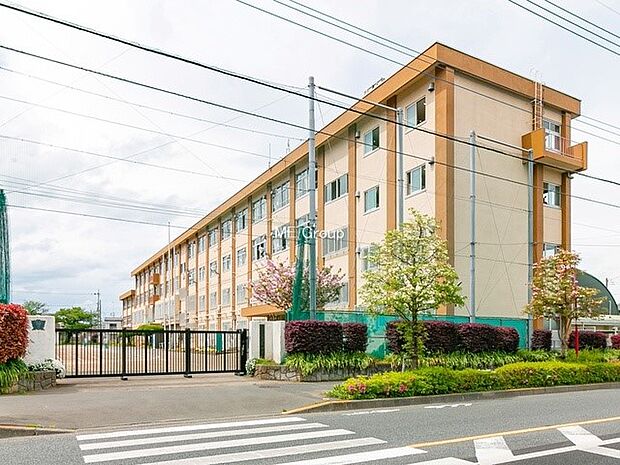 中学校 1730m 八王子市立元八王子中学校