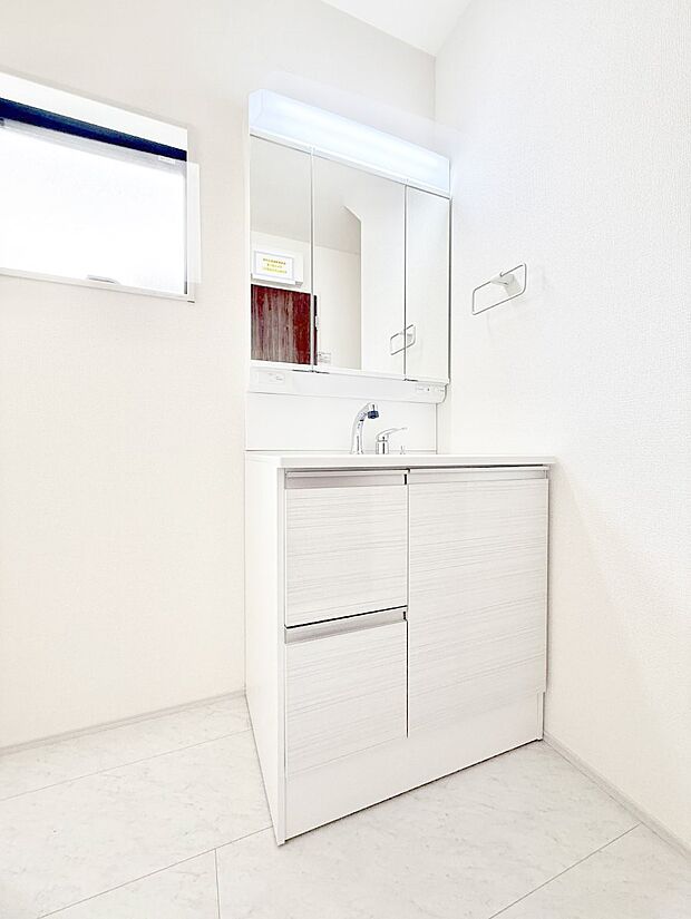 ■朝の準備がスムーズにできる広さです