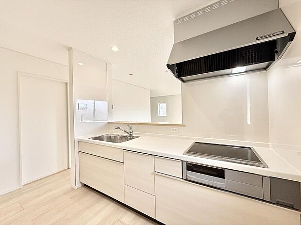 ■会話が深まる対面キッチン!家族との会話がはずみます