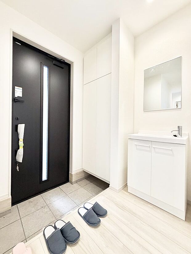 玄関はお家の顔!おしゃれな玄関でお客様をお迎え!