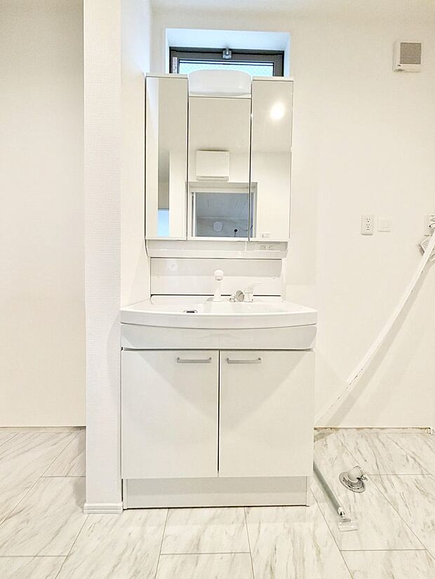 ■朝の準備がスムーズにできる広さです