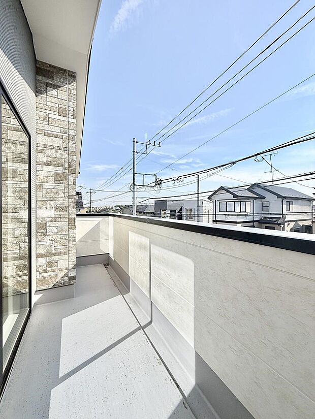 ■ 季節の移ろいを感じられる開放的な空間です