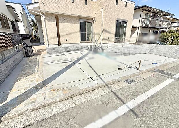 ■屋外200Vコンセント設置でEV車充電可能です!駐車3台可!