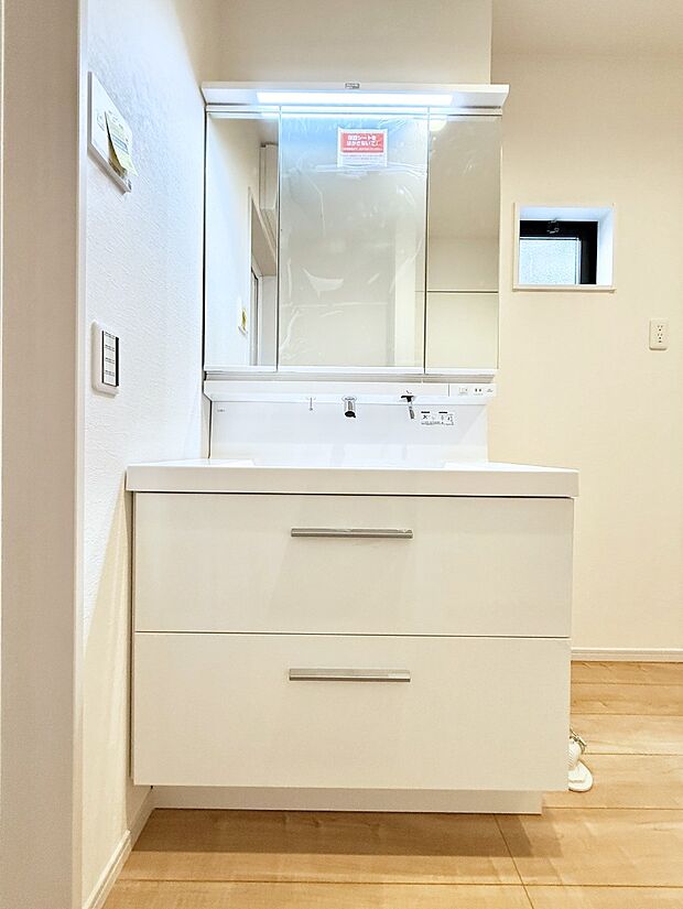 清潔感のある洗面所です!