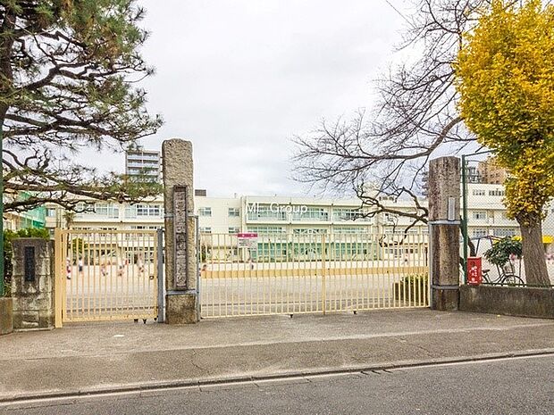 小学校 850m 町田市立町田第一小学校