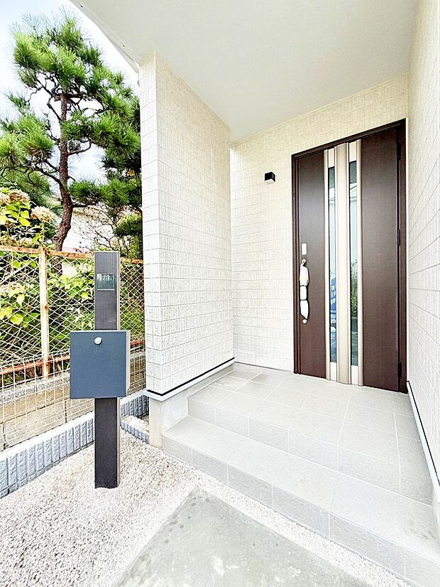 E号棟  ■ ここから始まる、笑顔あふれる毎日