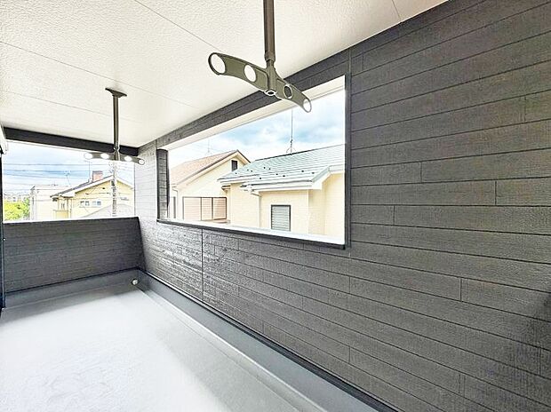 2号棟 ■ 朝のコーヒーや夜の星空を楽しむ、癒しの場所