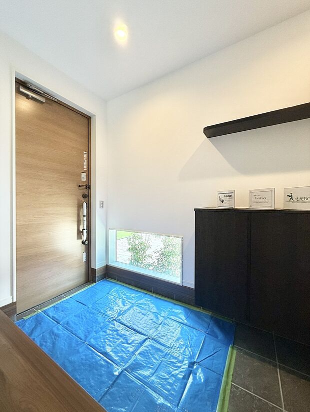 ■広々、綺麗な玄関でお客様をお出迎え!