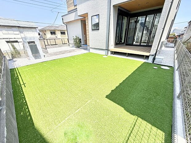 ■暮らしに潤いを与える、緑が取り入れられた住まいです