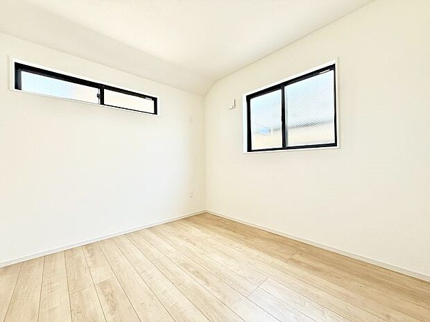 1号棟 ■落ち着いた色合いのお部屋で穏やかな時間を楽しめます