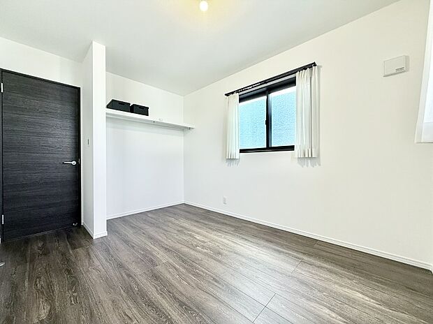 ■落ち着いた雰囲気のお部屋で心が安らぐ空間