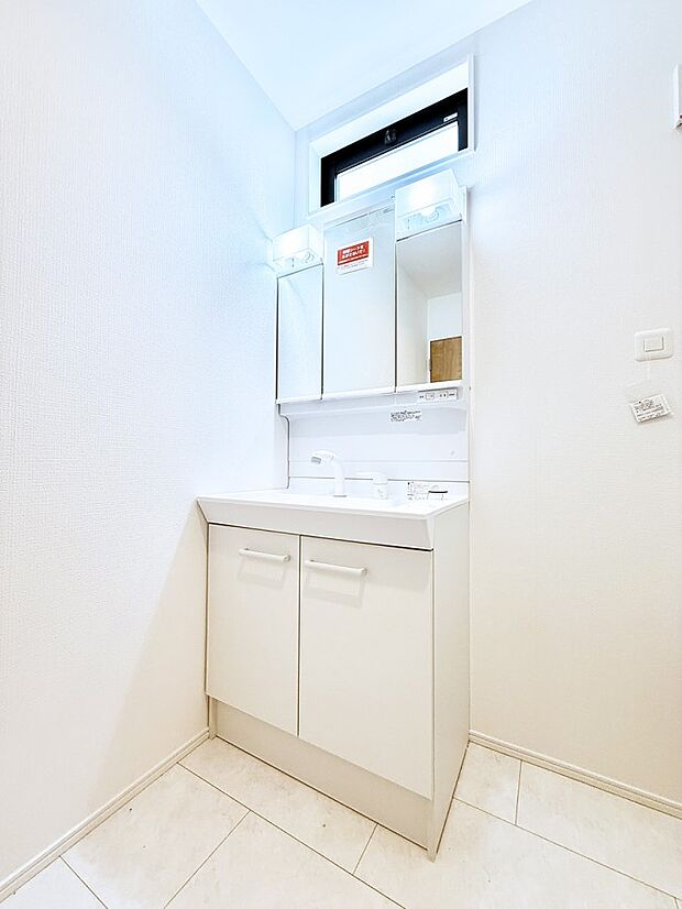 1号棟 ■朝の準備がスムーズにできる広さです