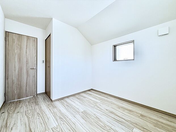 4号棟 ■清潔感あふれるお部屋で毎日を快適に過ごせます