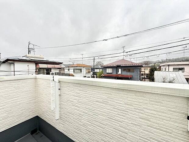 2号棟 お洗濯物がよく乾く陽当たり良好のバルコニーです!