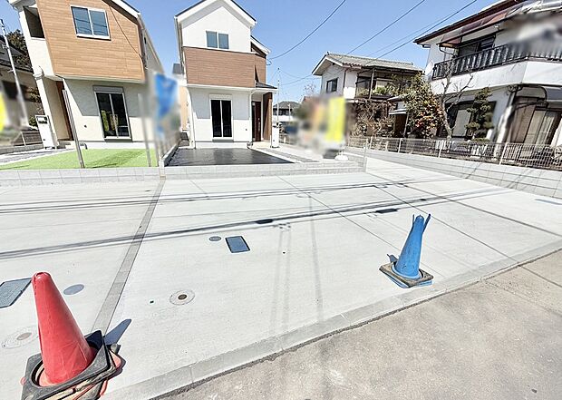 2号棟 ■並列2台駐車可だと、駐車ストレスなしですね
