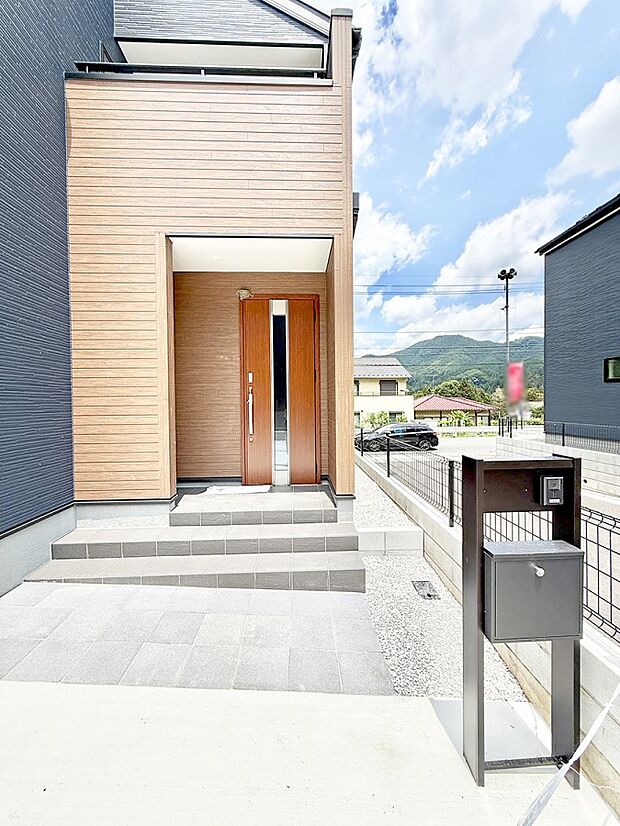 2号棟  ■ 帰るたびにホッとする、安心感のある佇まい