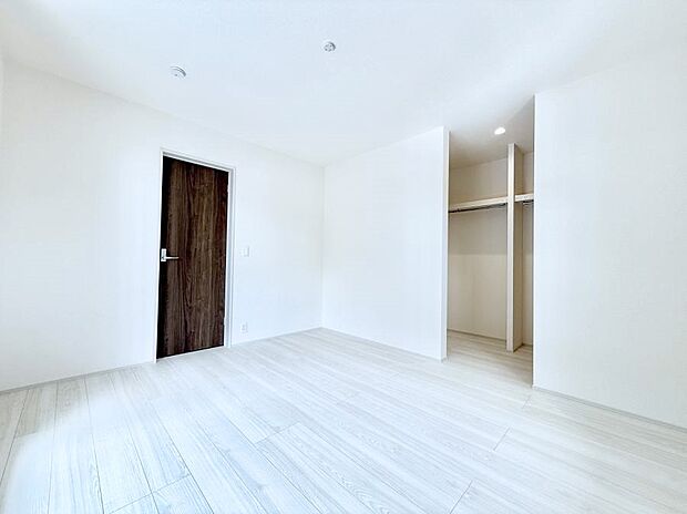 2号棟  ■清潔感あふれるお部屋で毎日を快適に過ごせます