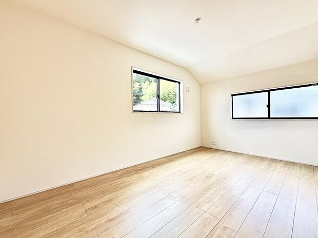 1号棟  ■落ち着いた色合いのお部屋で穏やかな時間を楽しめます