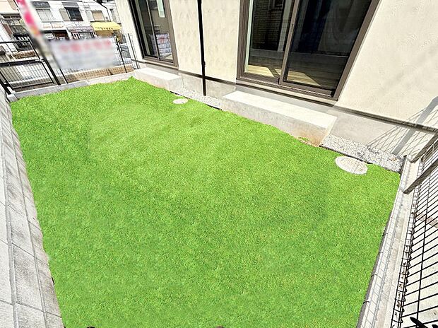 ガーデニングや家庭菜園などの趣味スペースにピッタリ※芝生はイメージです