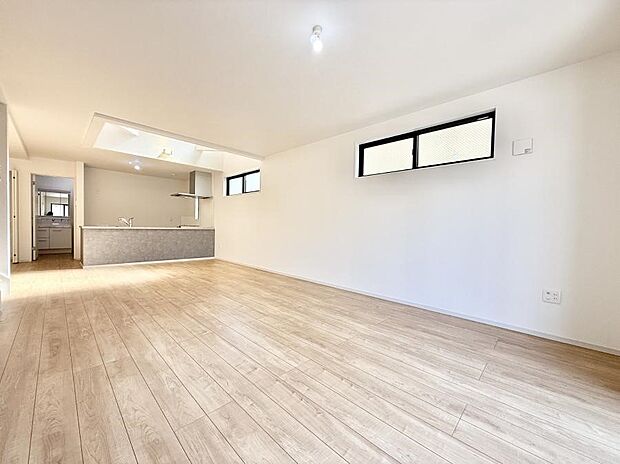 ■くつろぎと笑顔が集まる、心温まるリビング