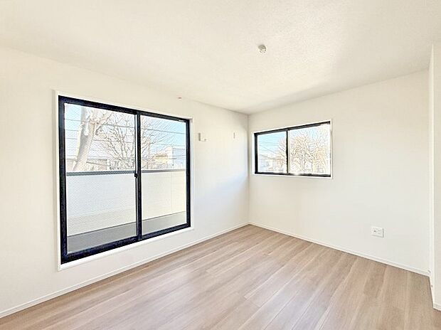 ■落ち着いた色合いのお部屋で穏やかな時間を楽しめます