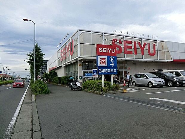 スーパー 400m 西友藤沢石川店