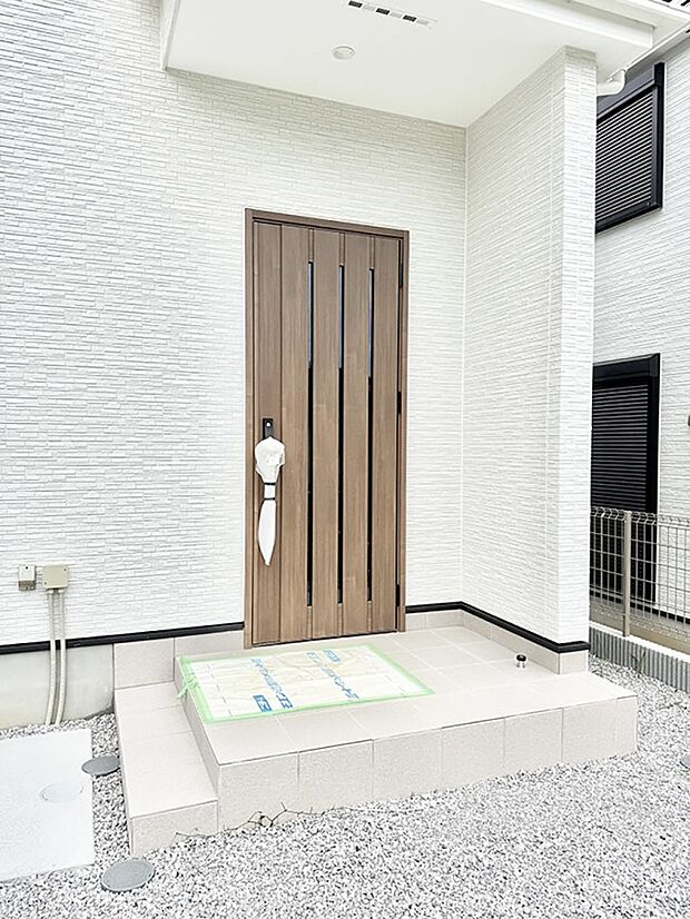 3号棟  ■ 心地よい暮らしへとつながる、温かい玄関
