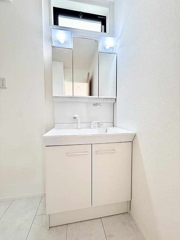 清潔感のある洗面所です!