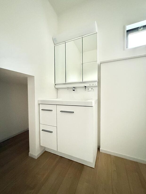 ■朝の準備がスムーズにできる広さです