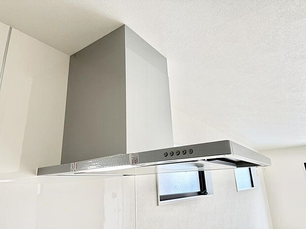 ■調理時の蒸気や匂いが換気扇に誘導され、効率的に排煙ができます。