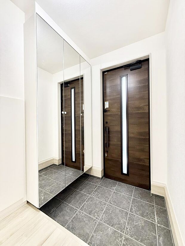 3号棟 ■ シンプルで美しく、快適な暮らしの入り口