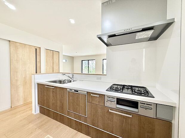 ■会話が深まる対面キッチン!家族との会話がはずみます