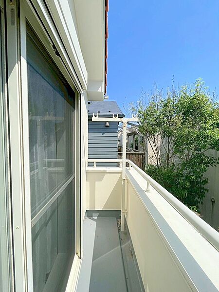 ■お洗濯物がよく乾く陽当たり良好のバルコニー