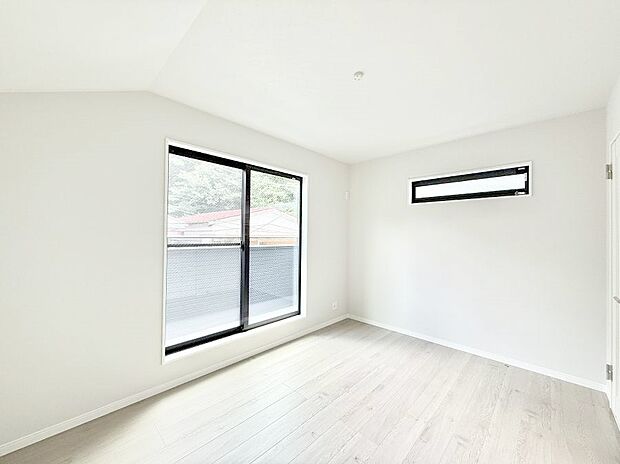 ■落ち着いた色合いのお部屋で穏やかな時間を楽しめます