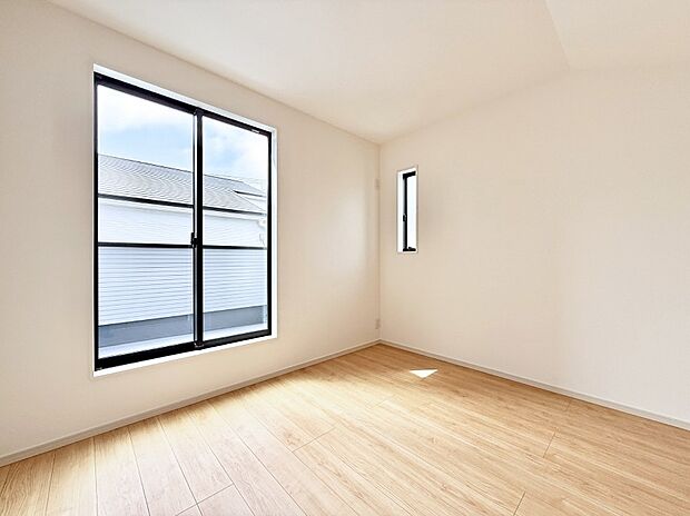 1号棟 ■太陽がサンサンと降り注ぐお部屋は気持ちがいいですね