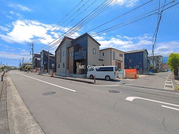 ■前面道路広々