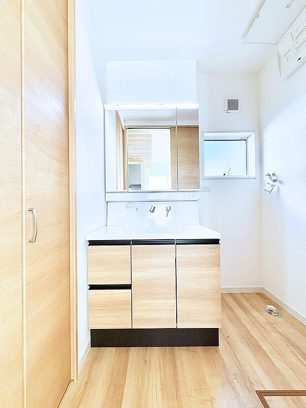 ■朝の準備がスムーズにできる広さです