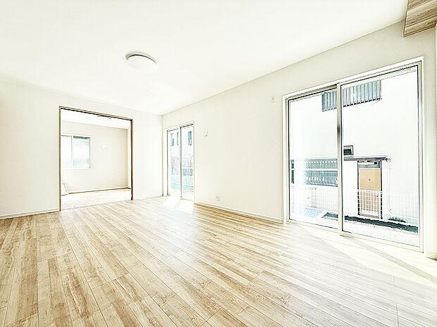 ■落ち着いた色合いのお部屋で穏やかな時間を楽しめます