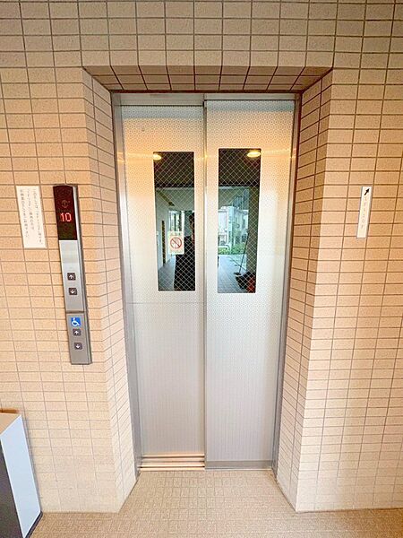 エレベーター完備