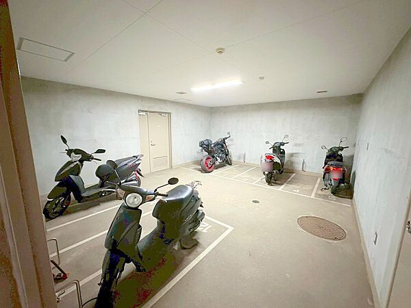 ■バイク置場あり