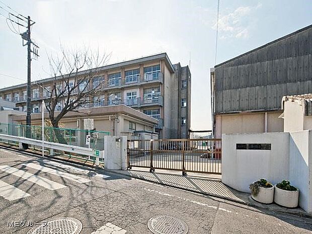 小学校 700m 横浜市立東本郷小学校